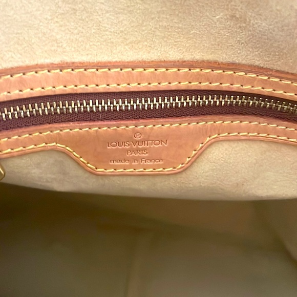 VINTAGE — Louis Vuitton PM Looping Shoulder Bag - Picture 11 of 13